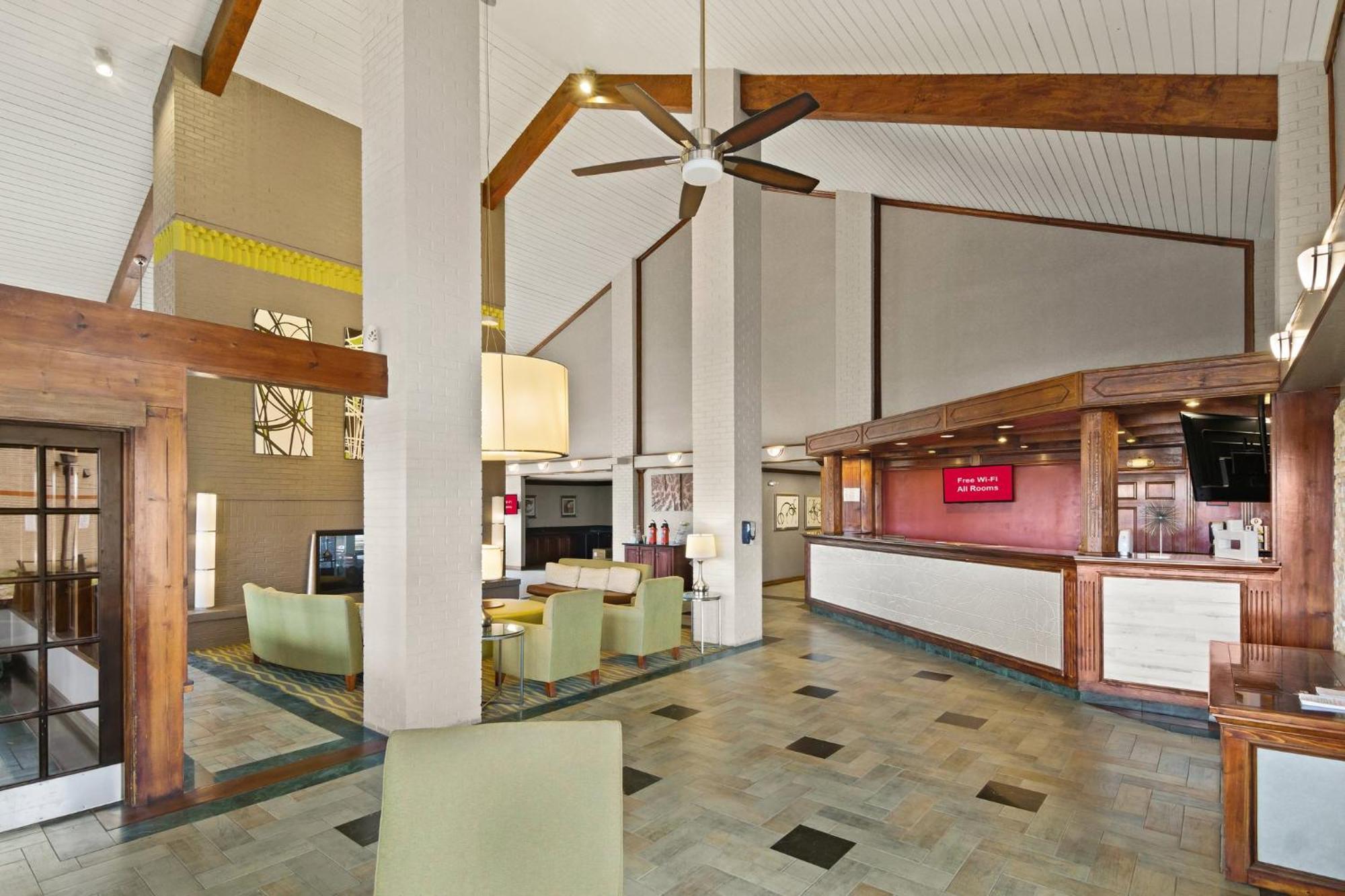 Red Roof Inn & Suites Irving - Dfw Airport South Ngoại thất bức ảnh