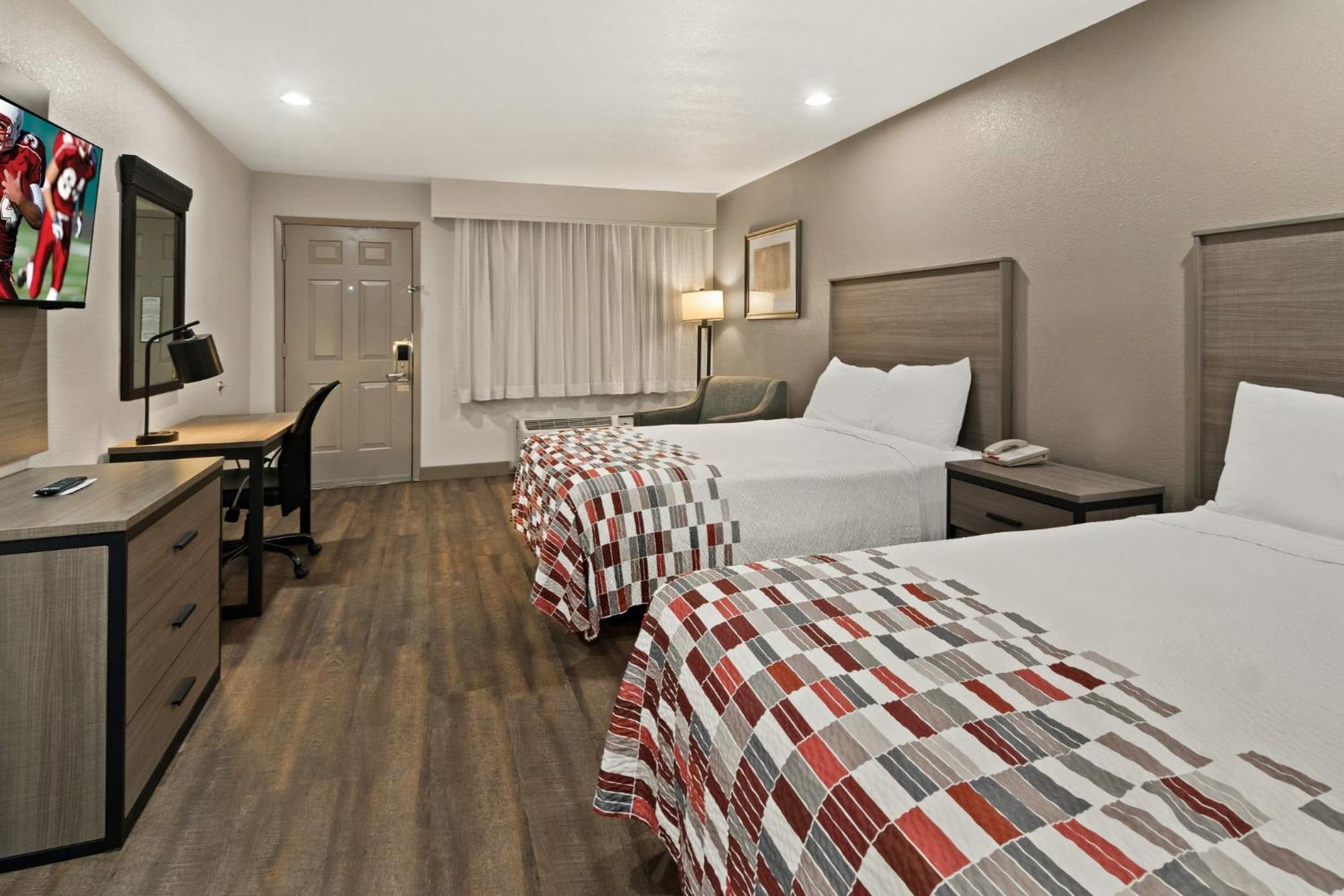 Red Roof Inn & Suites Irving - Dfw Airport South Ngoại thất bức ảnh